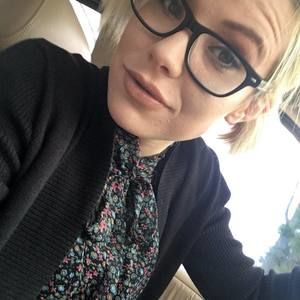 Meet your Posher, Holly